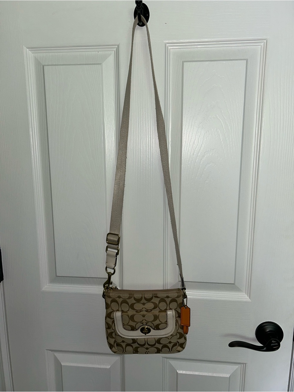 Coach Khaki/Chalk Signature Canvas Crossbody with Turn-Lock - Picture 2 of 9